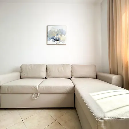 2 Bedroom 980