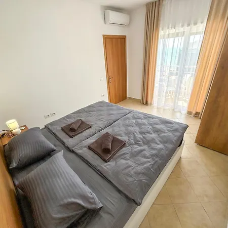 2 Bedroom 980 Apartment Durres